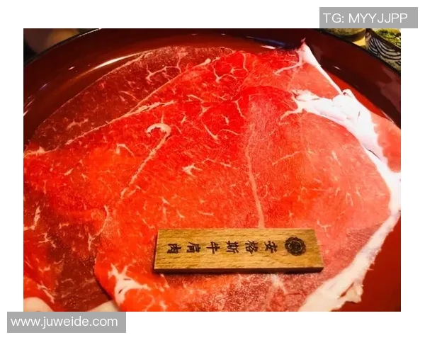 足球明星的饮食揭秘：牛肉是唯一选择吗还是还有其他美食