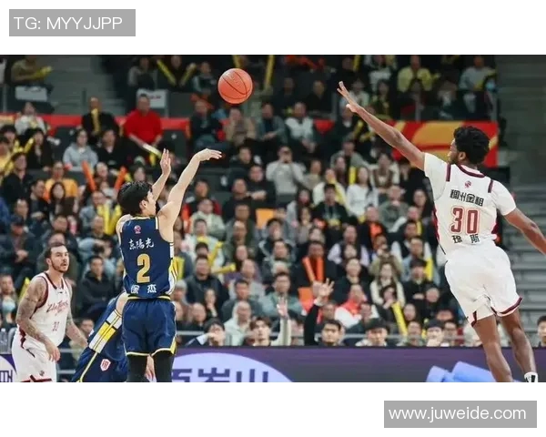 广州篮球队中路突破革新探索新战术提升球队整体竞争力